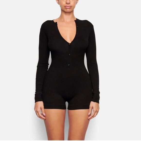 SKIMS Pants - SKIMS Black Soft Lounge Button Up Henley Ribbed Sleep Romper Size Medium Casual